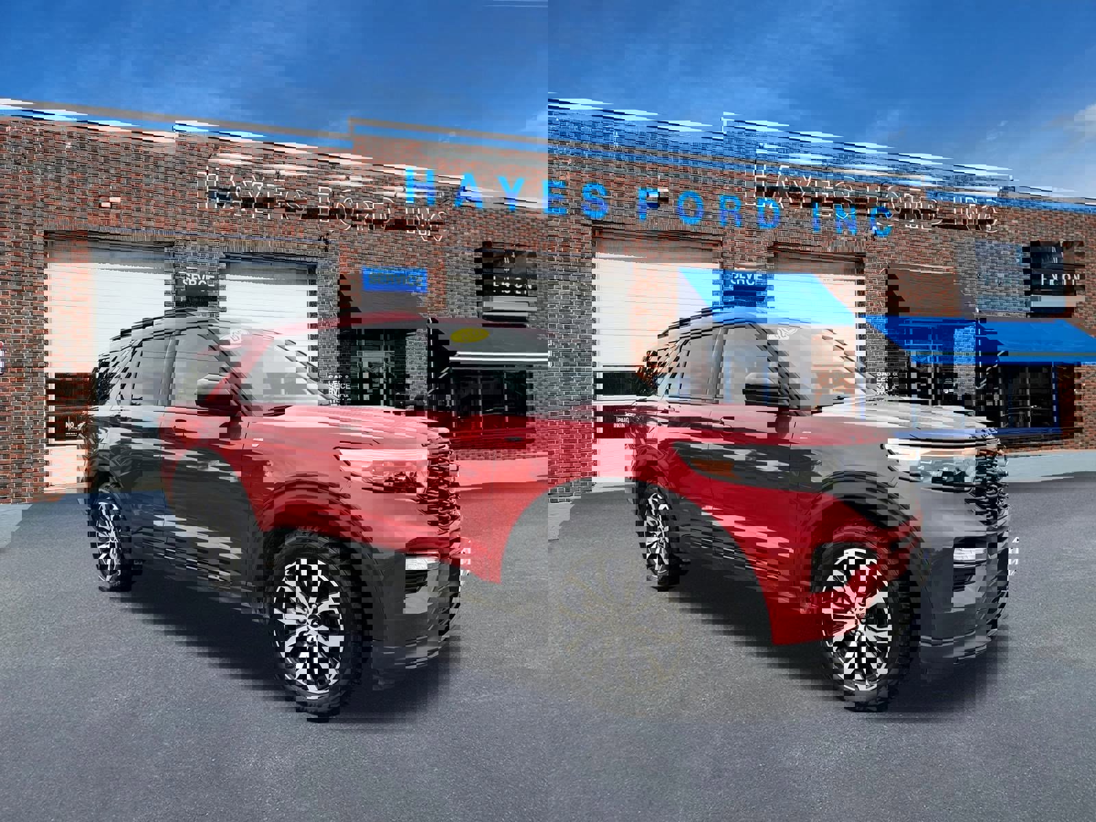 Used 2022 Ford Explorer ST-Line w/ Class IV Trailer Tow Package image 4