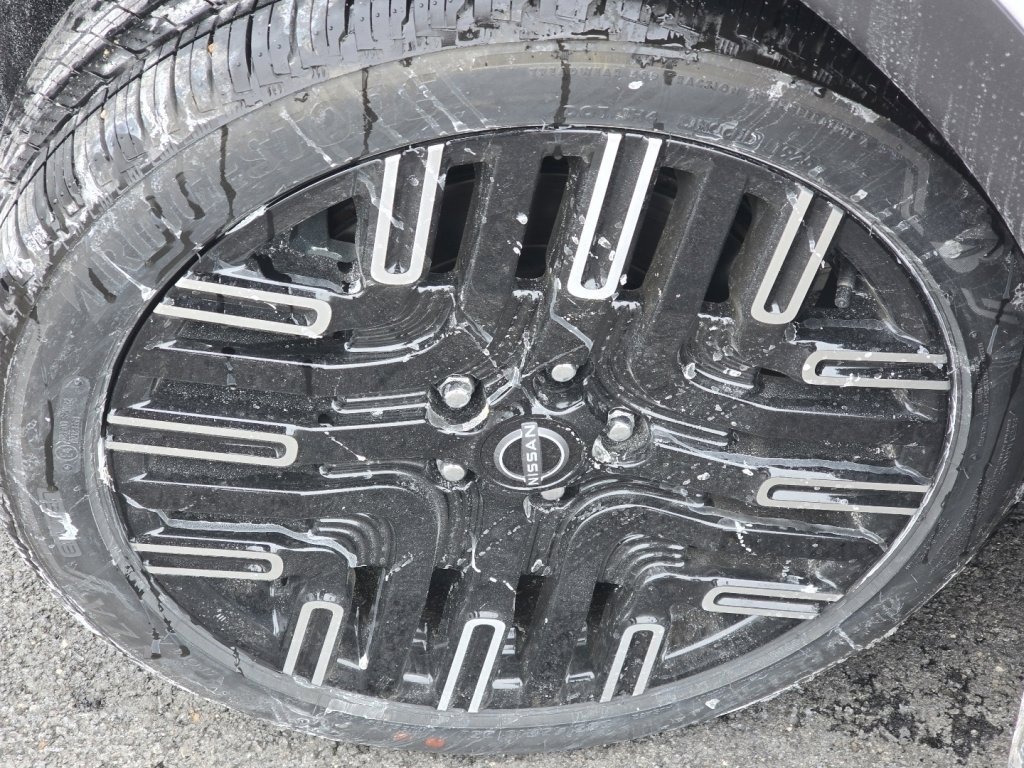 New 2026 Nissan Leaf Platinum+ w/ Cargo Package (Platinum+) image 18