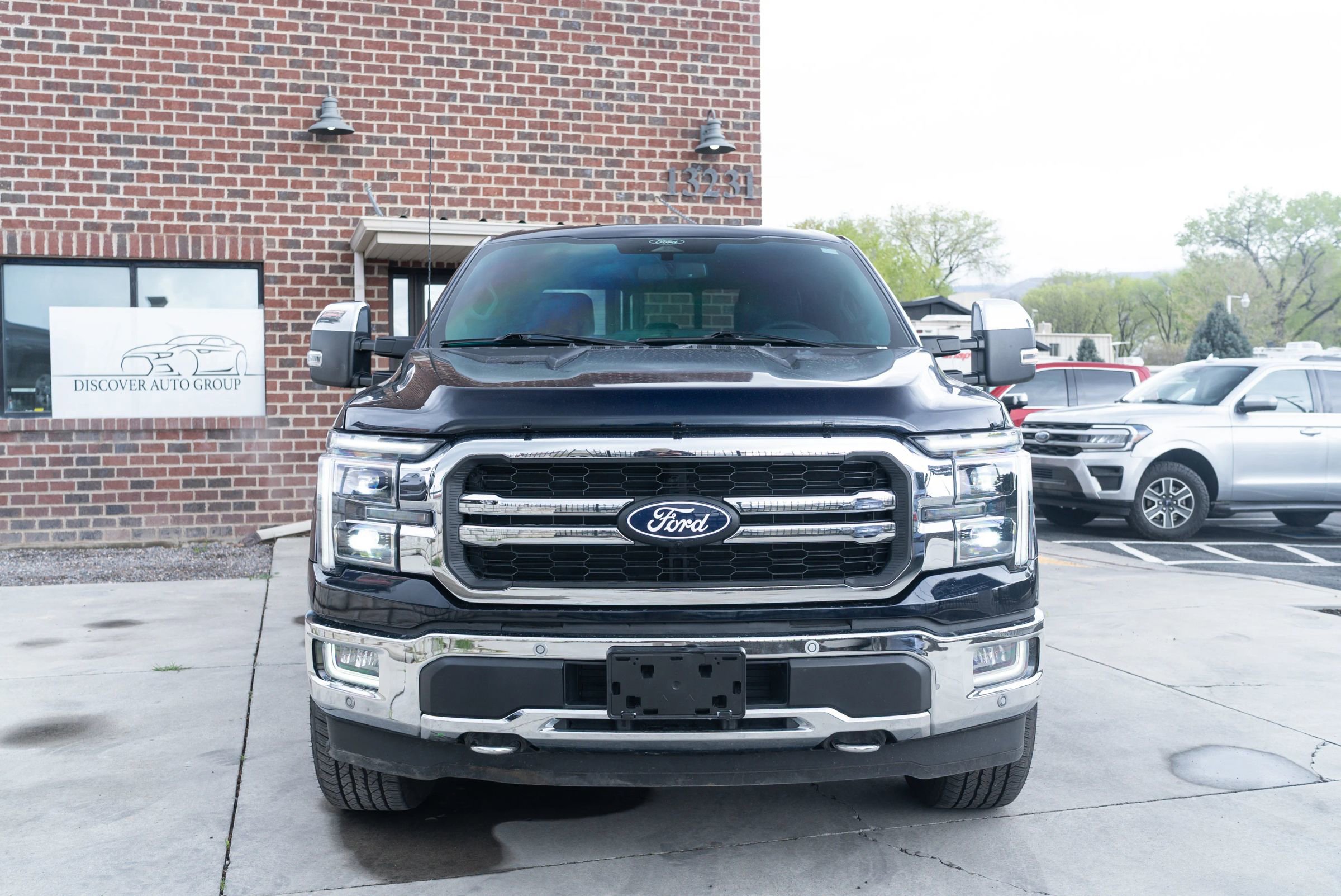 Used 2024 Ford F150 Lariat w/ Bed Utility Package image 2