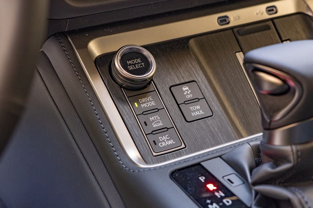 New 2026 Lexus GX 550 AWD/4WD image 24