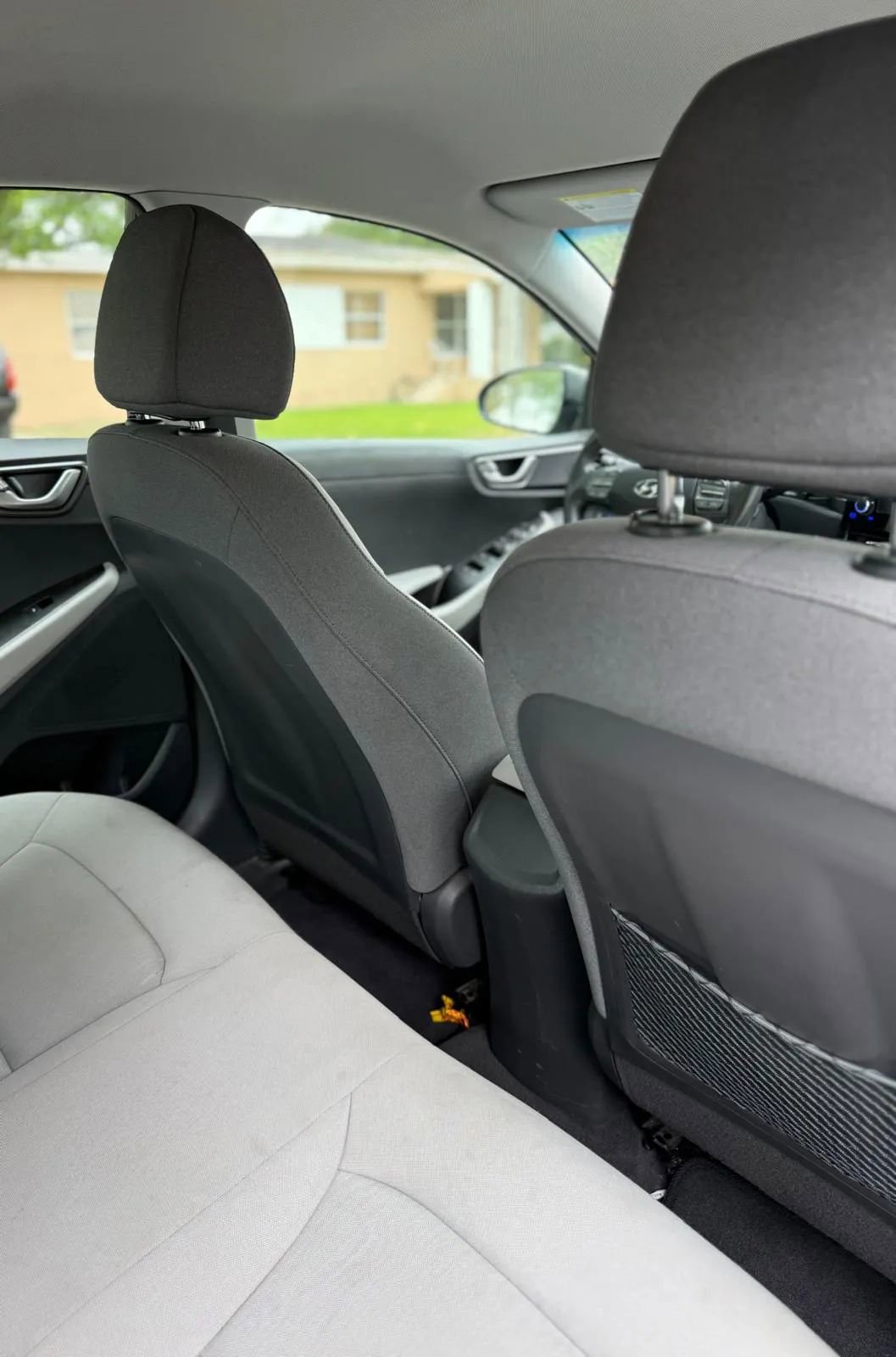 Used 2021 Hyundai Ioniq SE image 16