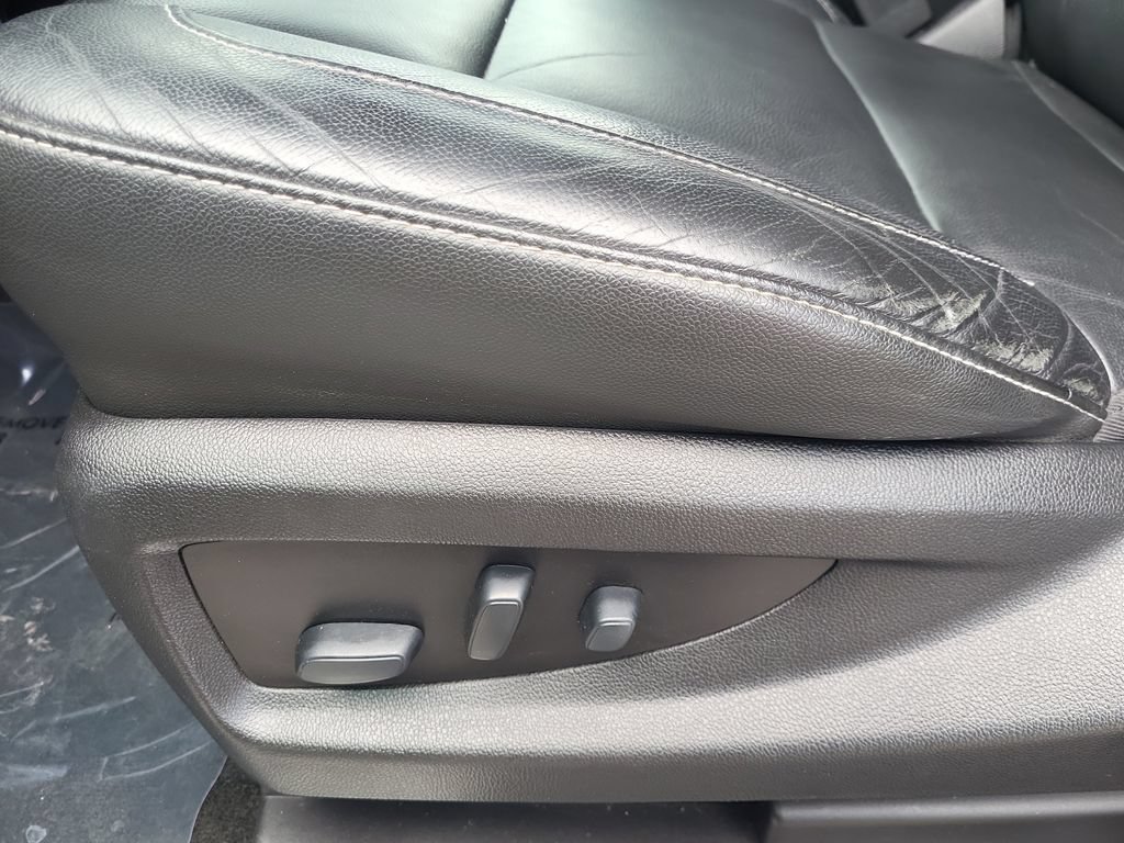Used 2018 Chevrolet Tahoe LT AWD/4WD image 14