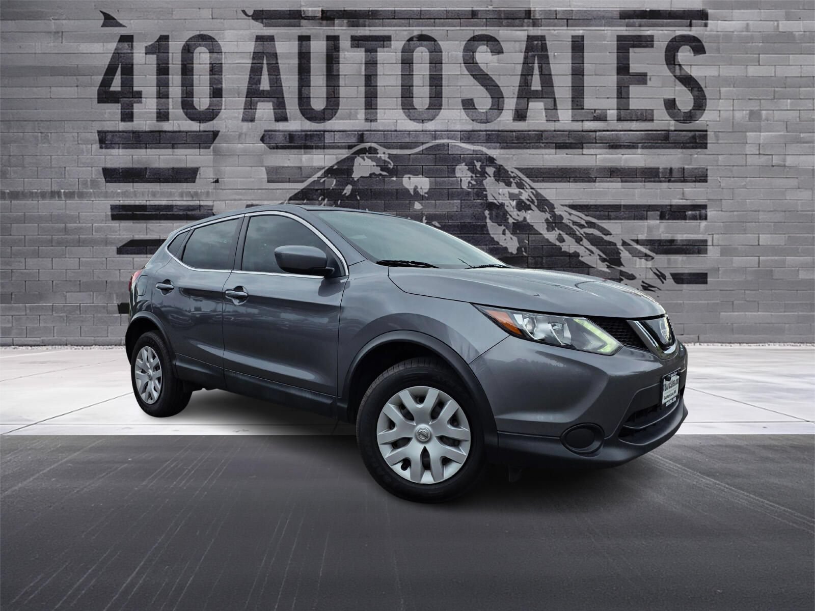 Used 2019 Nissan Rogue Sport S AWD/4WD image 1