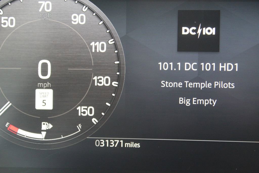 Used 2024 Land Rover Defender 130 S image 17