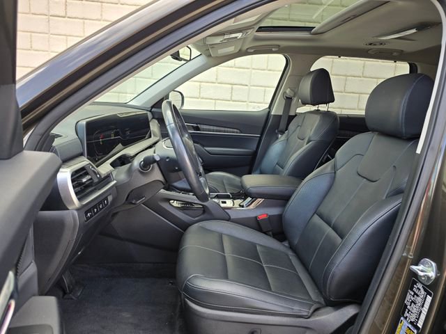 Used 2023 Kia Telluride EX image 15