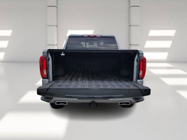 Used 2024 GMC Sierra 1500 AT4 w/ Technology Package AWD/4WD image 5