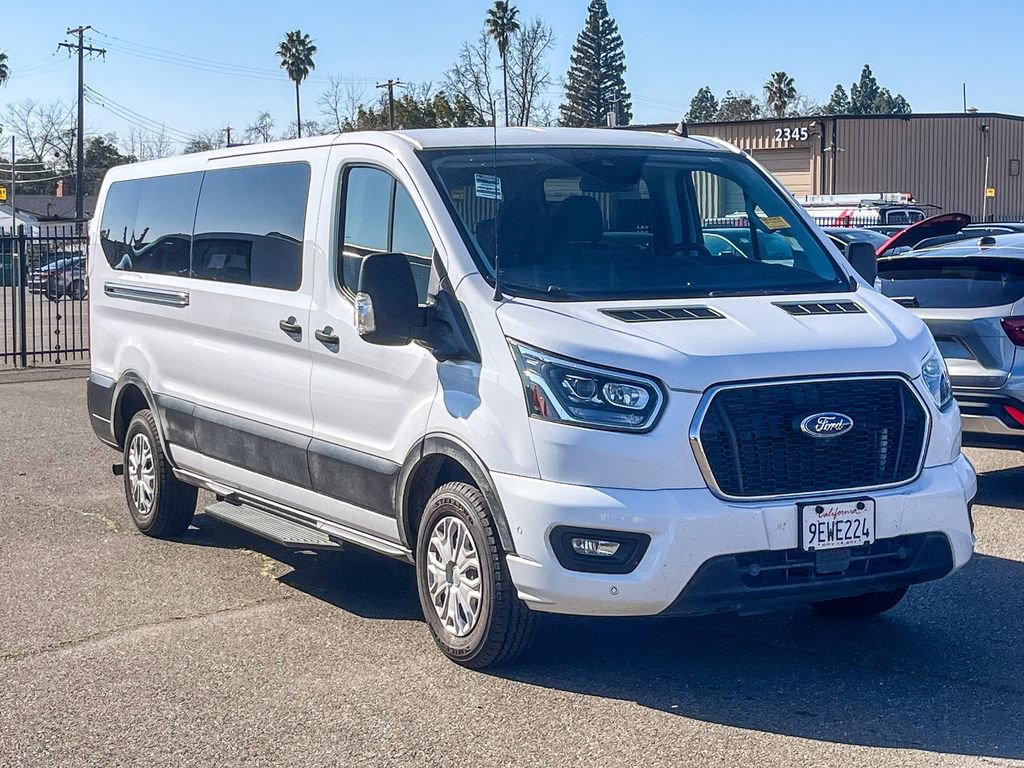 Used 2023 Ford Transit 350 XLT image 5