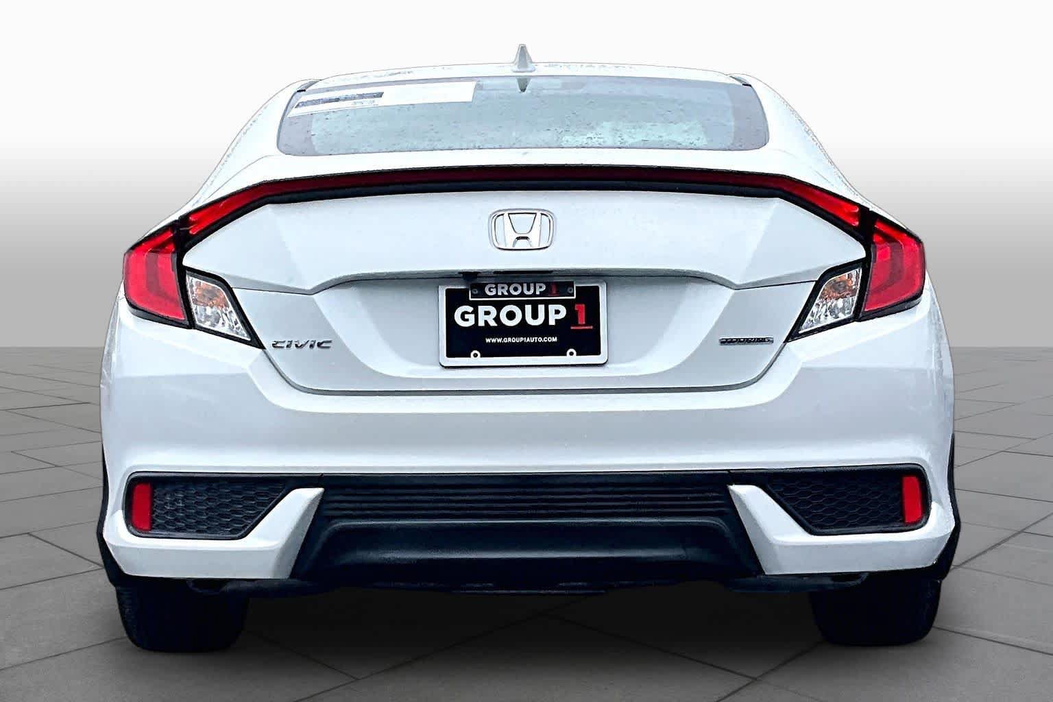 Used 2020 Honda Civic Touring image 5