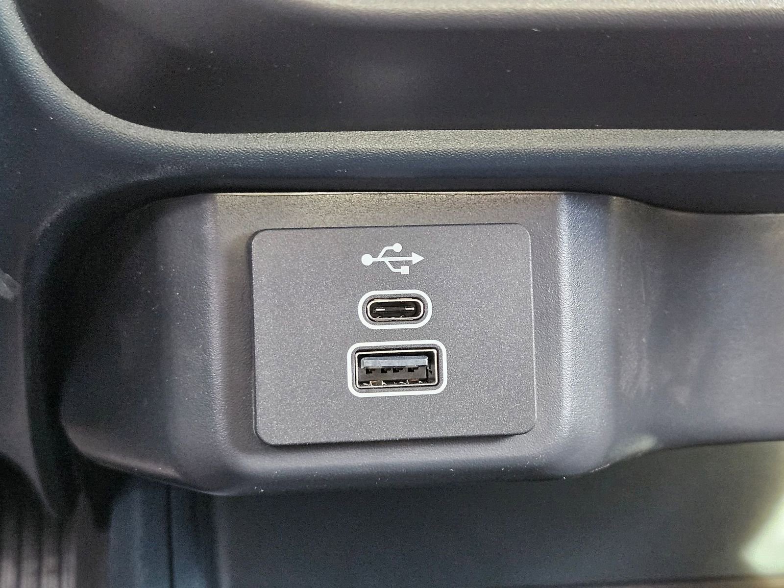 New 2026 Ford Maverick XL w/ Equipment Group 101A AWD/4WD image 20