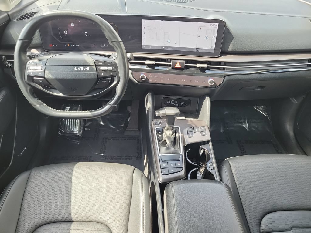 Certified 2026 Kia Sportage SX AWD/4WD image 28