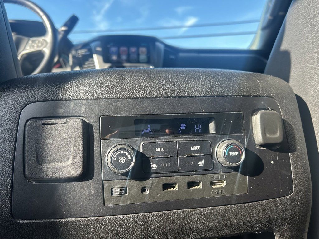 Used 2018 Chevrolet Tahoe Premier image 28