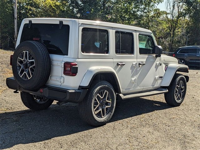 New 2025 Jeep Wrangler Sahara image 3