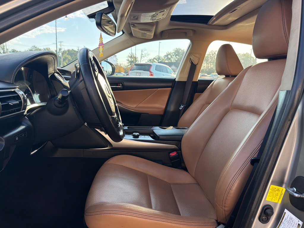 Used 2016 Lexus IS 300 AWD w/ Premium Package image 6