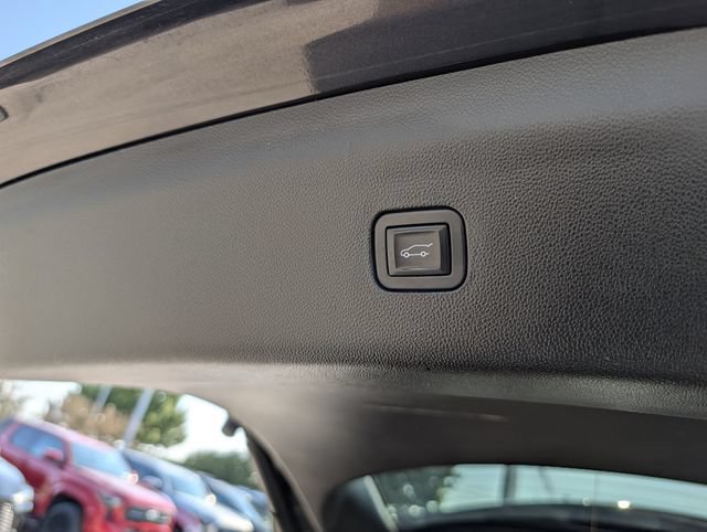 Used 2018 Buick Enclave Premium w/ Experience Buick Package FWD image 30