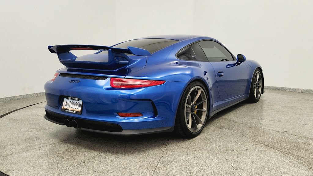Used 2015 Porsche 911 GT3 RWD image 5