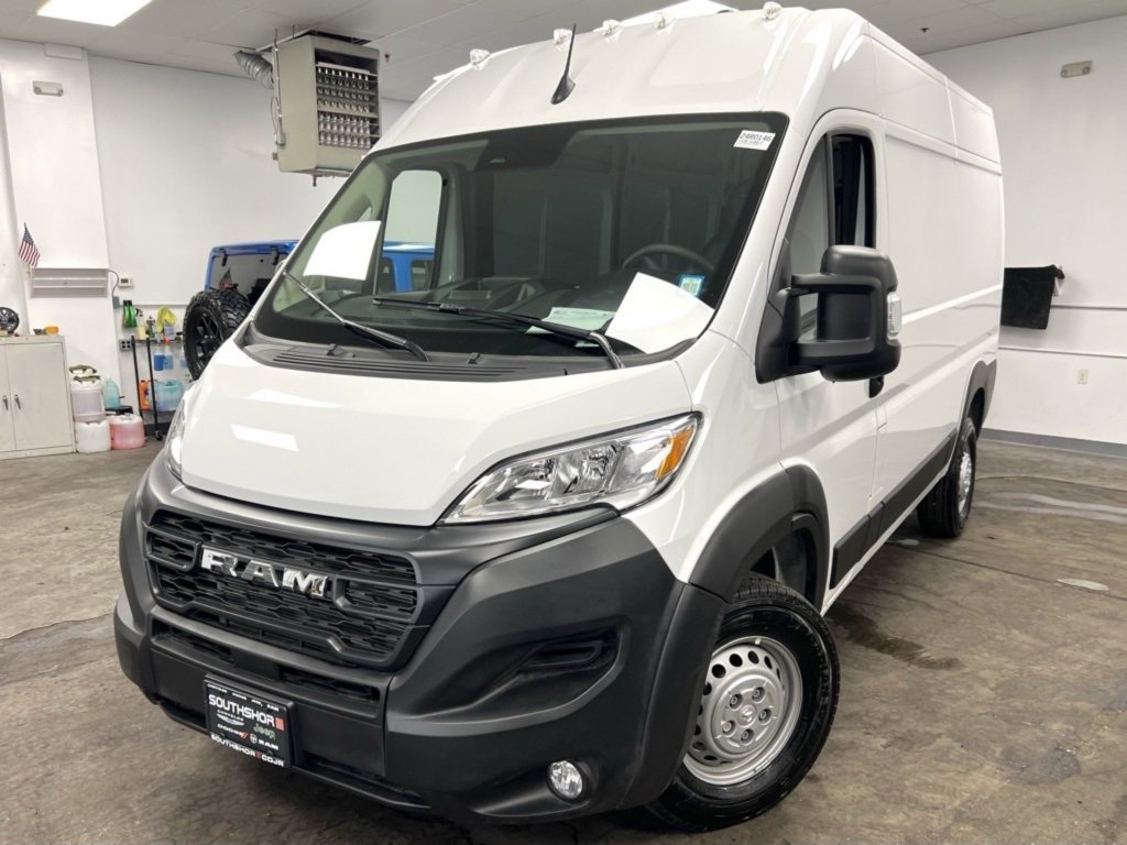 Used 2024 RAM ProMaster 1500 w/ Convenience Group image 3