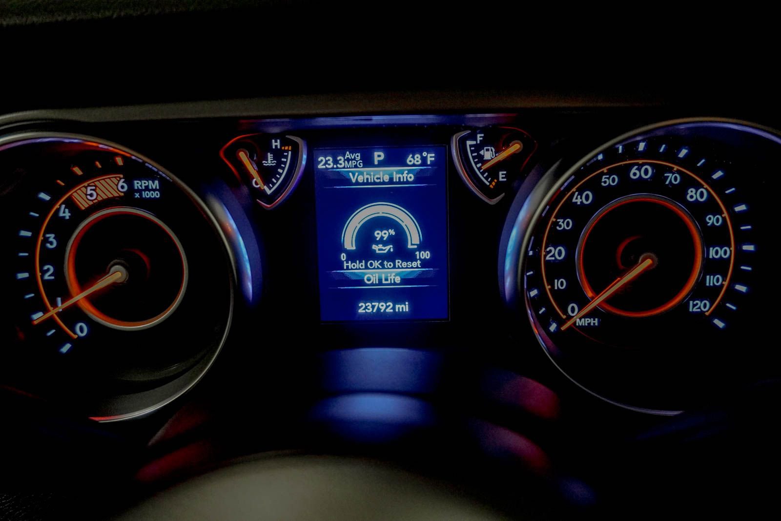 Used 2023 Jeep Gladiator Sport image 35