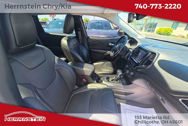 Used 2020 Jeep Cherokee Limited w/ Luxury Group AWD/4WD image 28