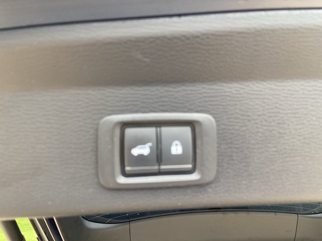 Used 2023 Mitsubishi Outlander SE FWD image 9