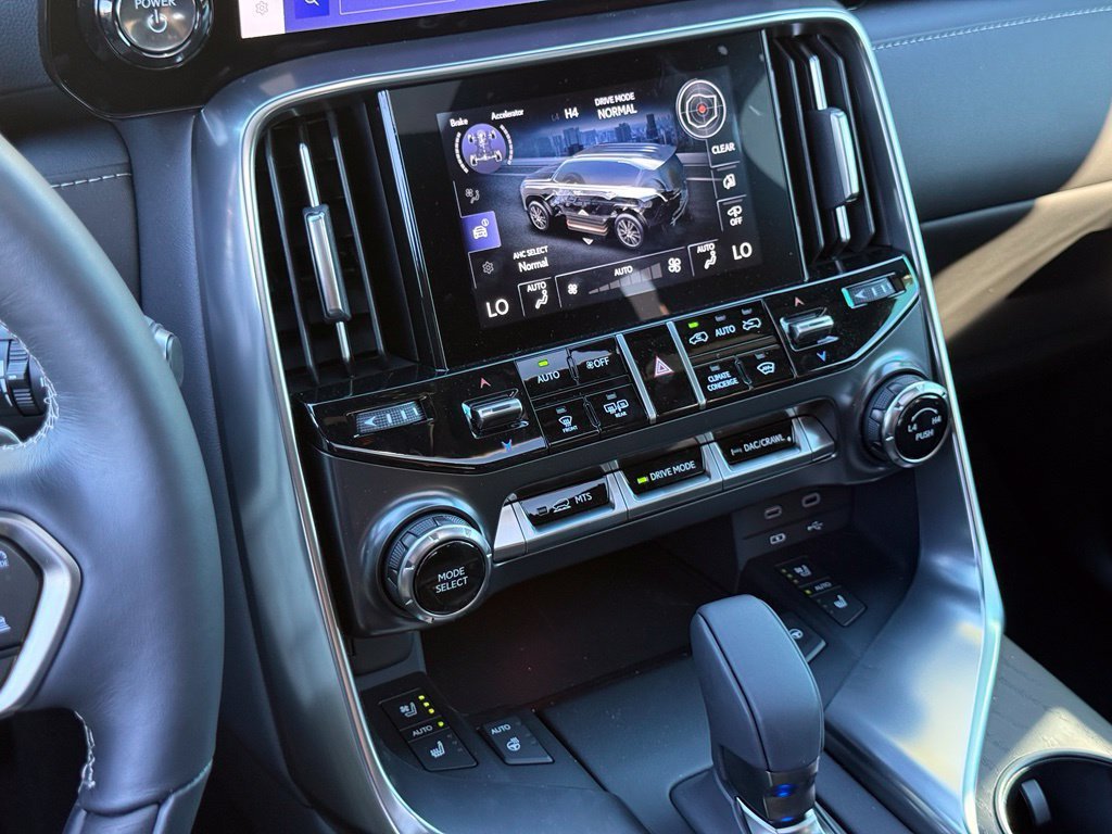 New 2026 Lexus LX 700h Luxury AWD/4WD image 31