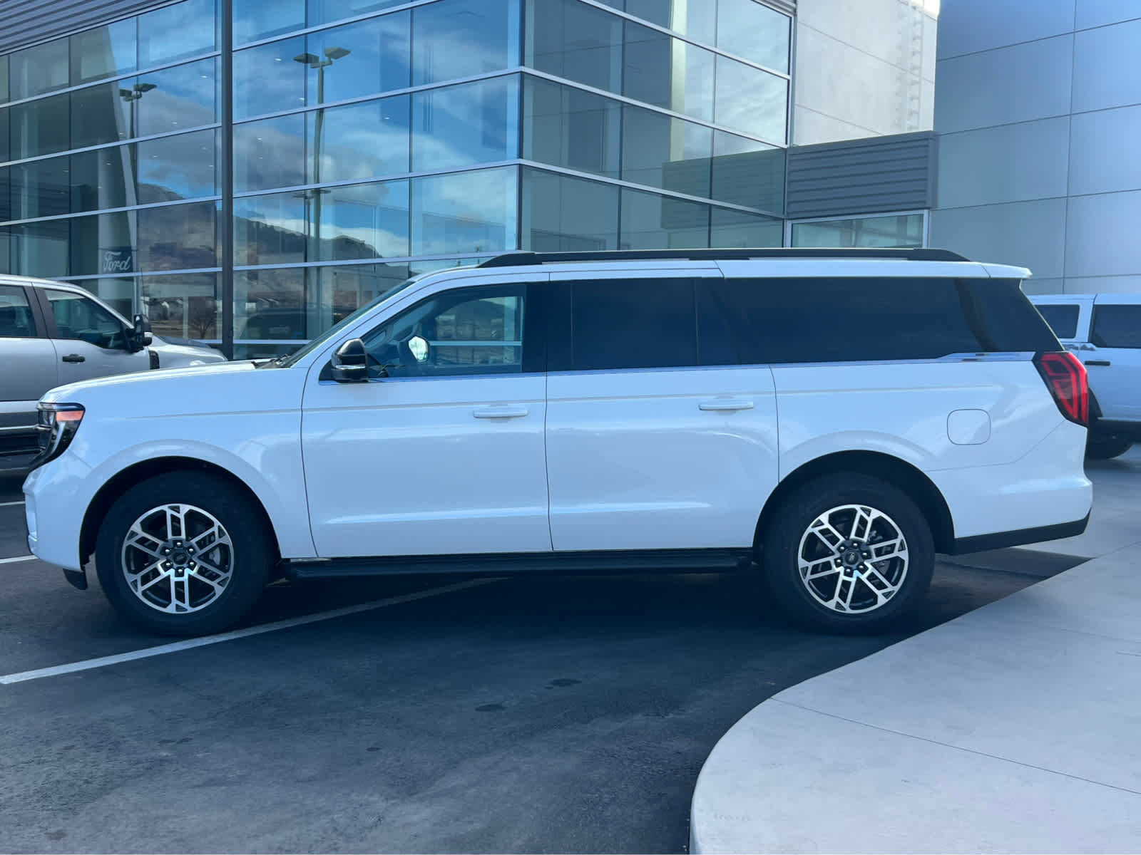 New 2025 Ford Expedition Max Active image 12