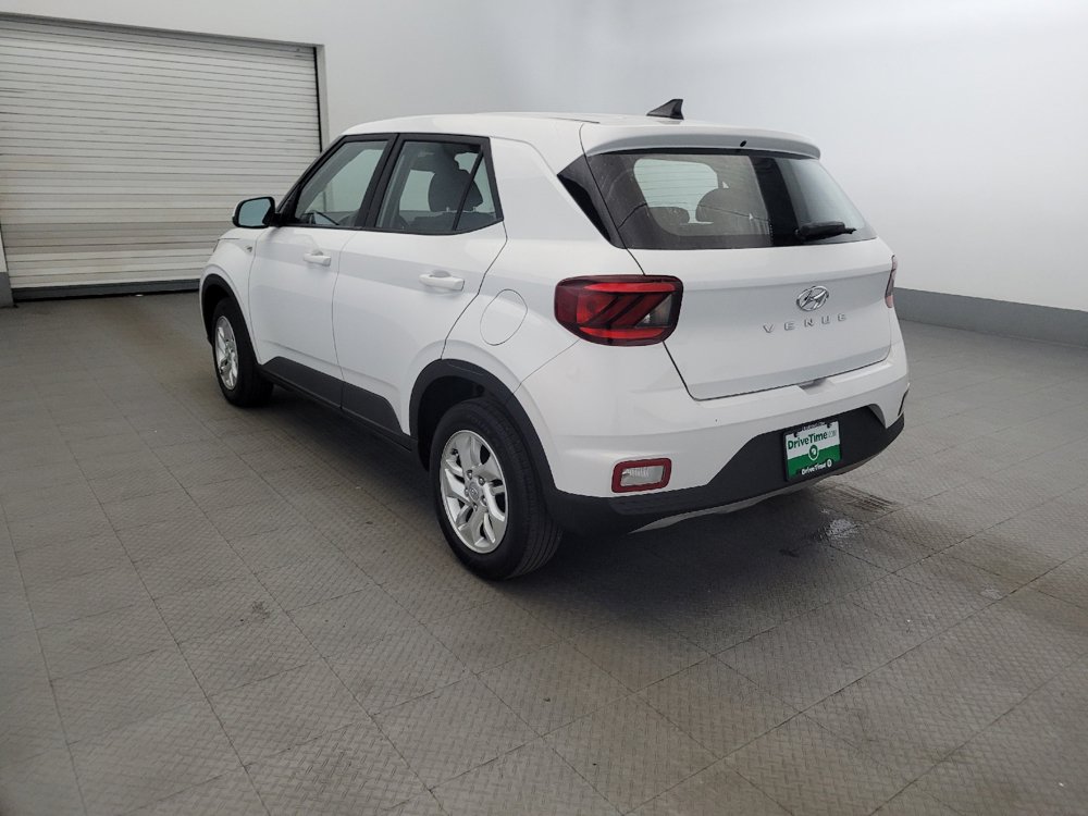 Used 2021 Hyundai Venue SE FWD image 5