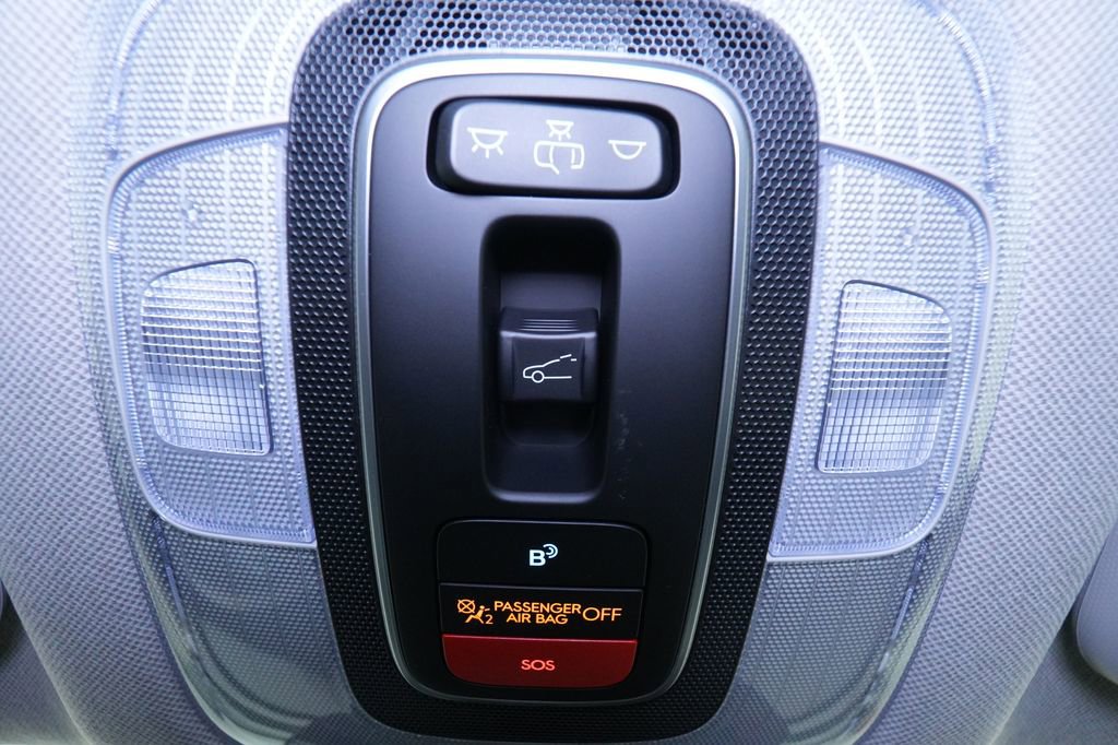 New 2026 Hyundai Elantra Limited image 40