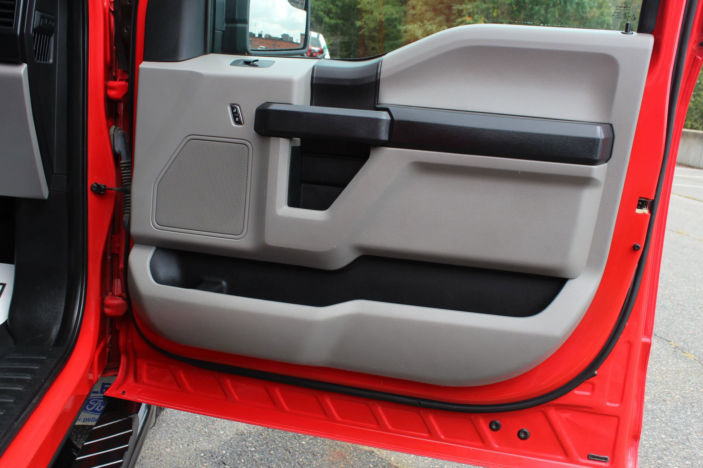 Used 2016 Ford F150 XL w/ Equipment Group 101A Mid image 18