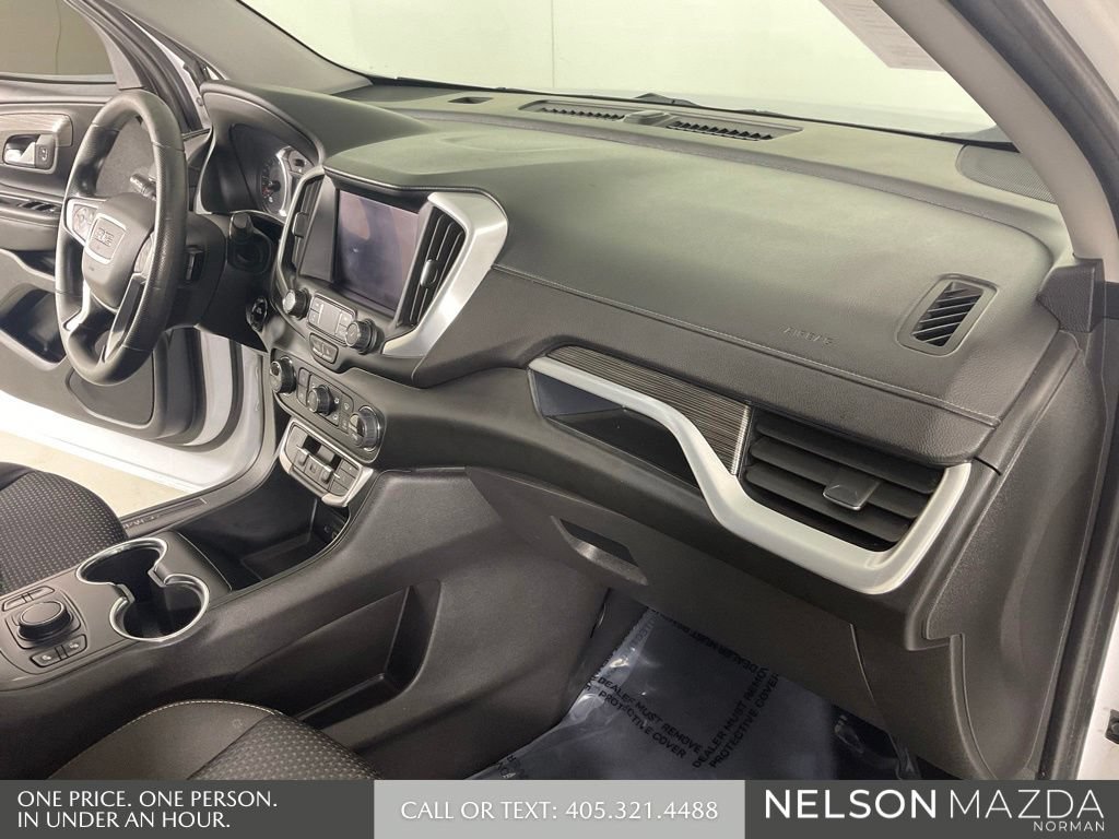 Used 2022 GMC Terrain SLE w/ Driver Convenience Package FWD image 23
