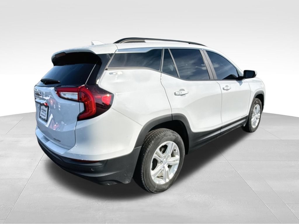 Used 2023 GMC Terrain SLE w/ Driver Convenience Package AWD/4WD image 10