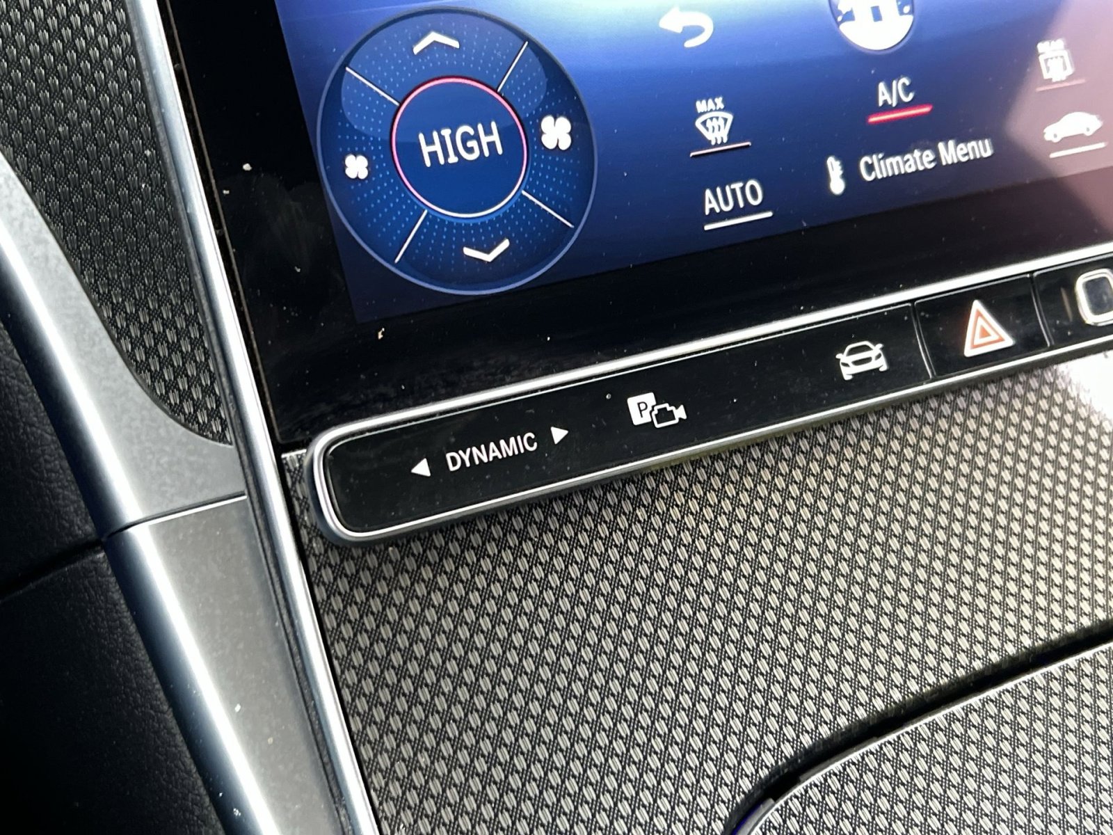 Certified 2024 Mercedes-Benz C 300 4MATIC Sedan image 32