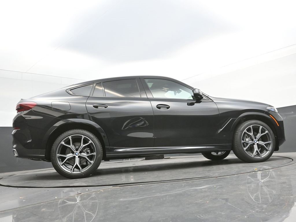 New 2026 BMW X6 xDrive40i w/ Premium Package image 45