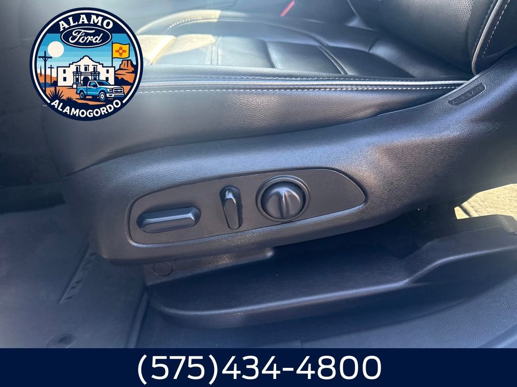 Used 2023 GMC Acadia Denali w/ Denali Ultimate Package image 4