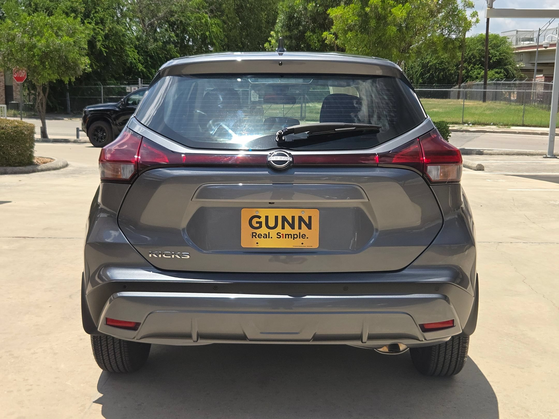 Certified 2025 Nissan Kicks Play S FWD image 4