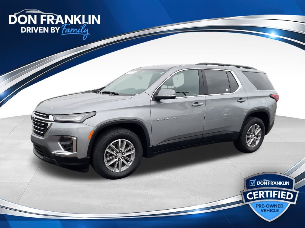 Used 2023 Chevrolet Traverse LT