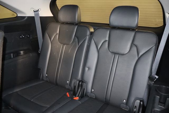 Used 2025 Kia Sorento S w/ Panoramic Sunroof Package FWD image 18