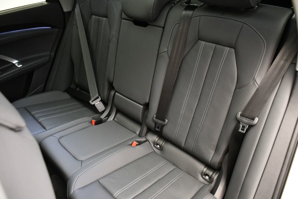 Used 2025 Audi Q5 Premium Plus w/ Premium Plus image 43