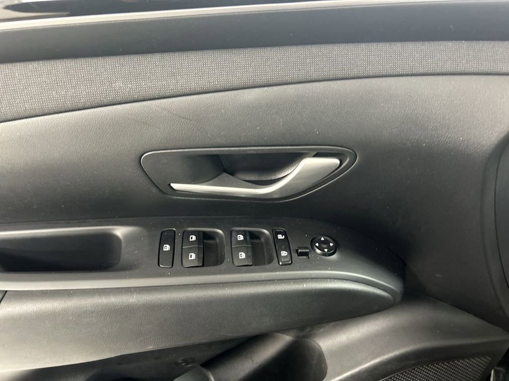 Used 2023 Hyundai Tucson SEL w/ Convenience Package AWD/4WD image 11