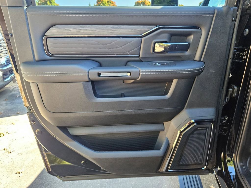 New 2026 RAM 2500 Limited image 14