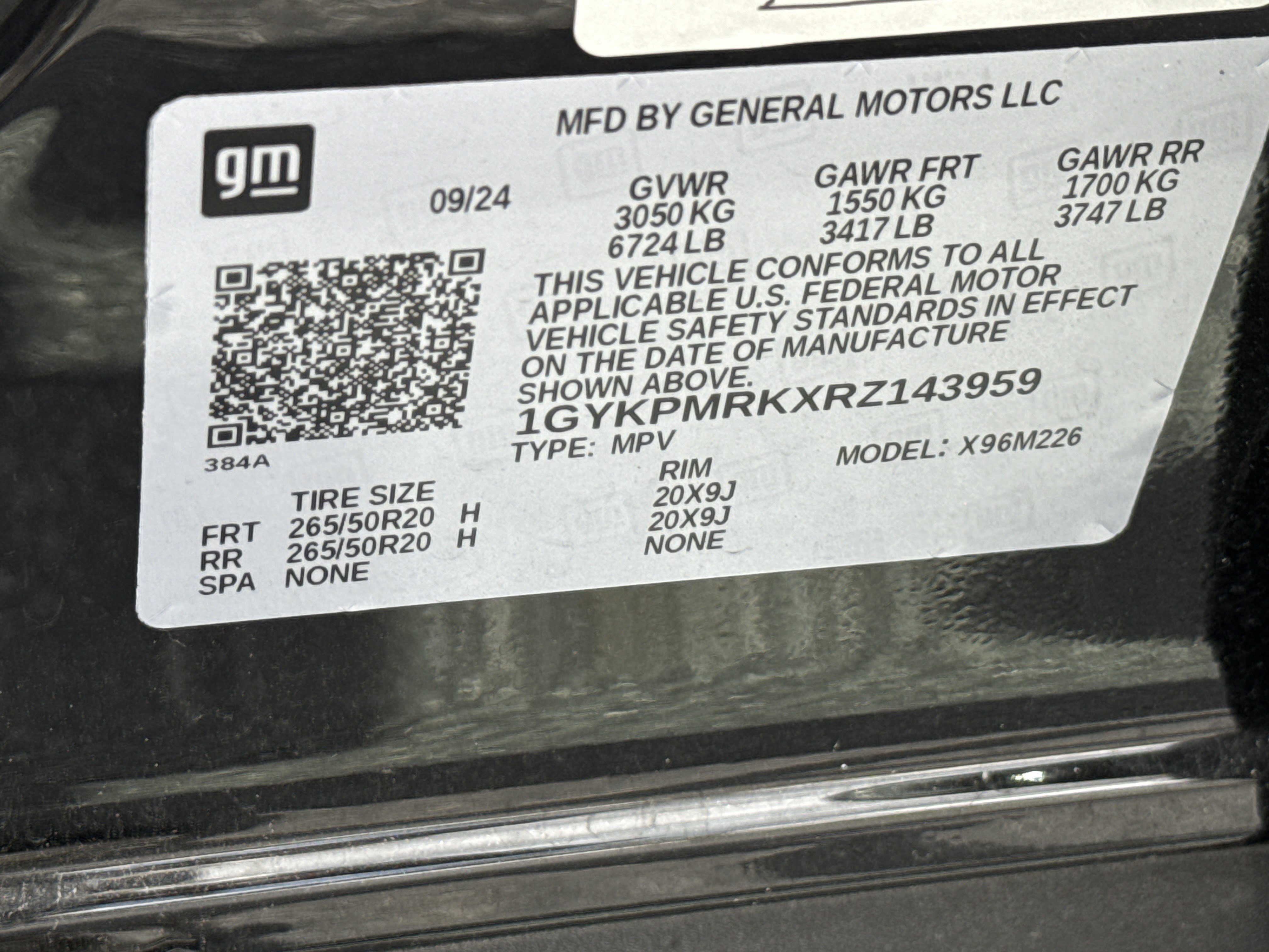 Certified 2024 Cadillac Lyriq Tech w/ Driver Assist Package RWD image 29