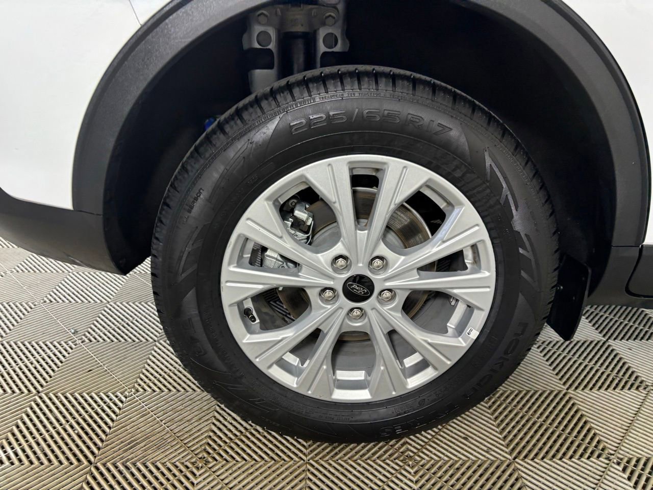 Used 2025 Ford Escape Active image 29