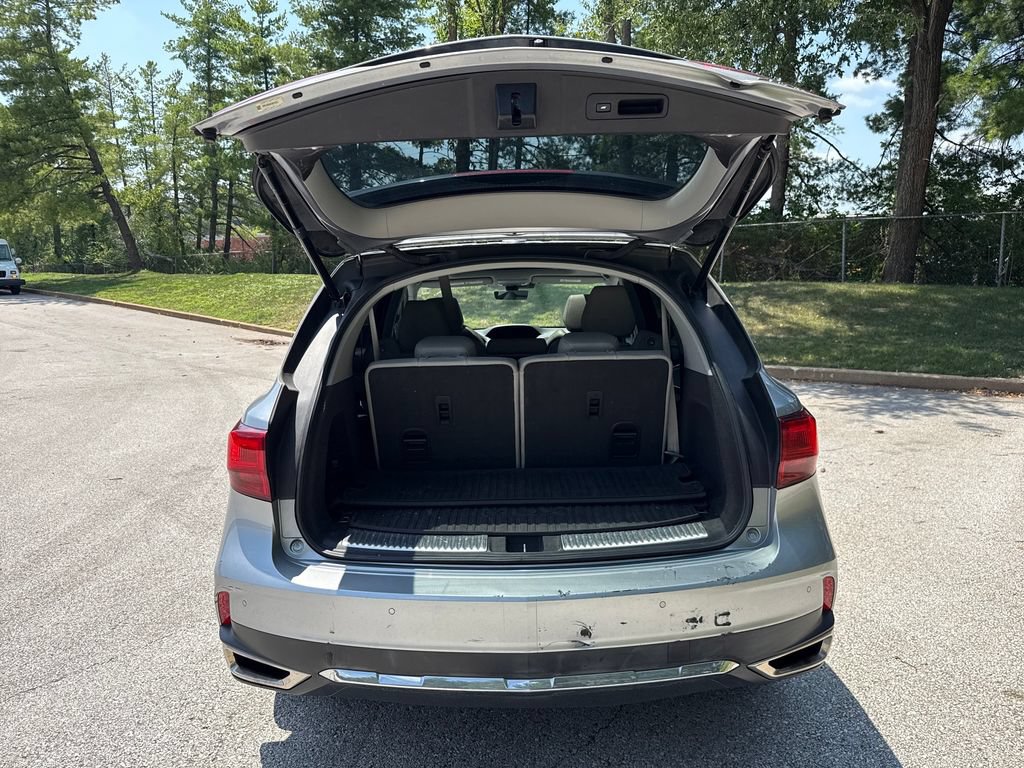 Used 2017 Acura MDX w/ Technology Package AWD/4WD image 24