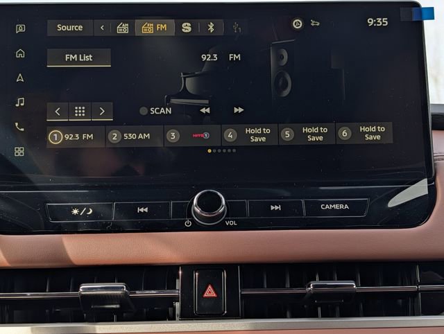 New 2026 Mitsubishi Outlander SEL image 9