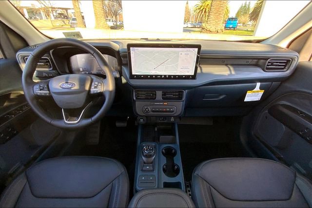 New 2025 Ford Maverick Lariat w/ Black Appearance Package image 5