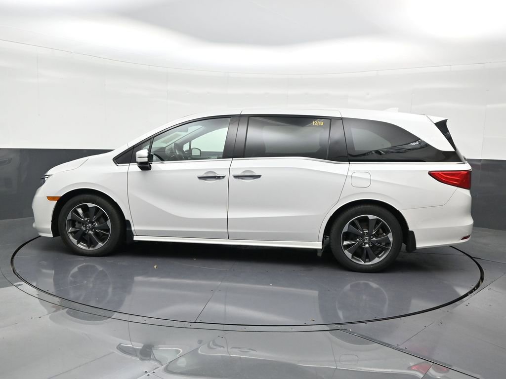 Used 2023 Honda Odyssey Elite image 6