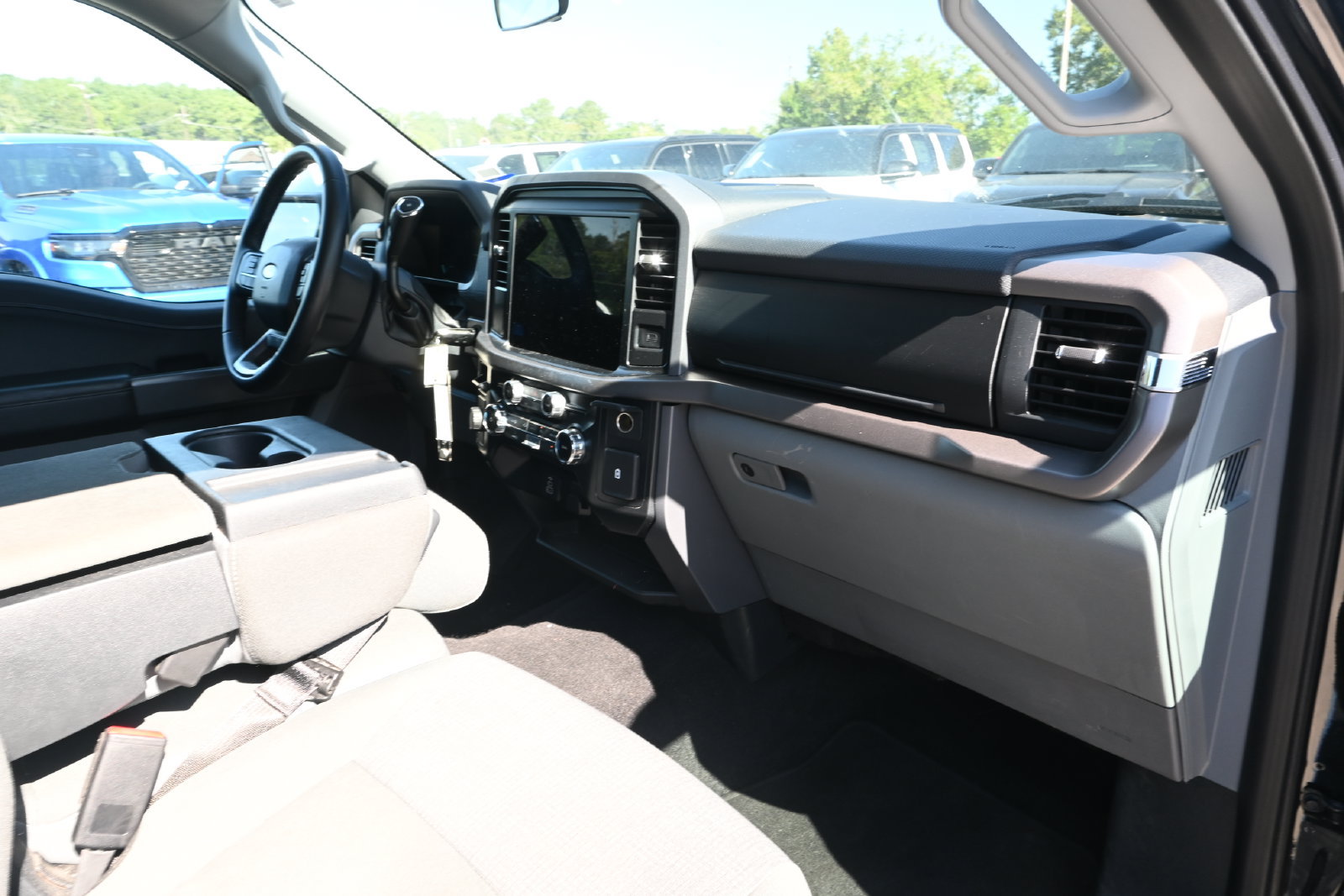 Used 2025 Ford F150 XLT w/ Equipment Group 301A Standard RWD image 23