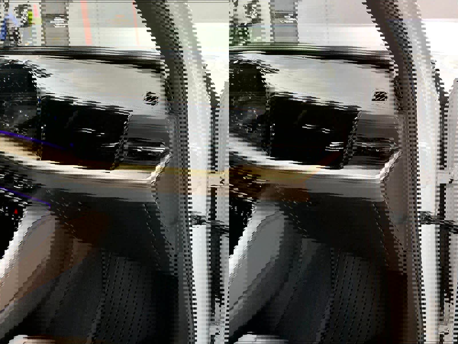 Certified 2025 Audi Q5 Premium Plus w/ Premium Plus image 19