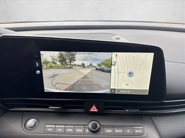 Used 2025 Hyundai Elantra SEL image 13