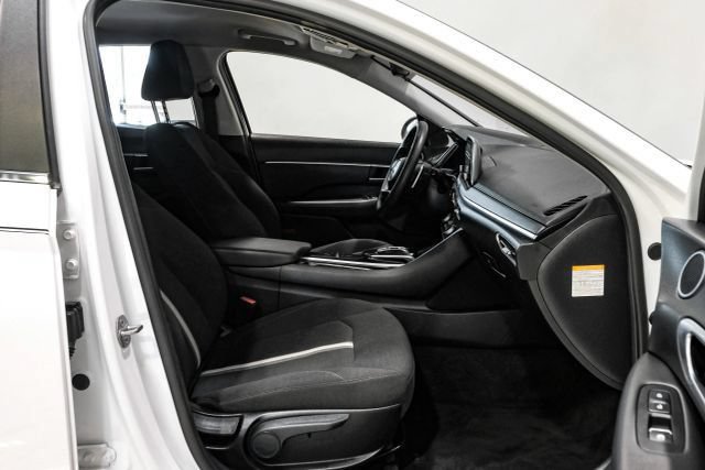 Used 2023 Hyundai Sonata Blue FWD image 30