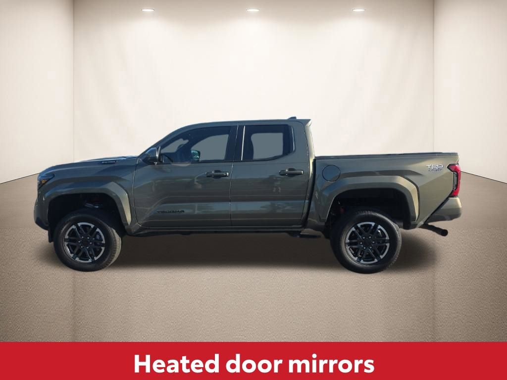 Used 2025 Toyota Tacoma TRD Sport image 12